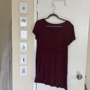 Brandy Melville Short Sleeve Pleated cover-up - Burgundy